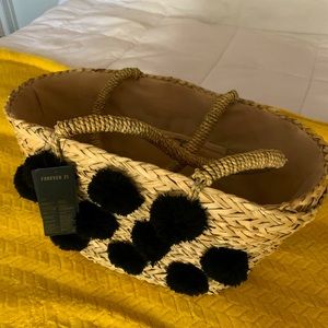 2/$15 🆕Straw beach bag